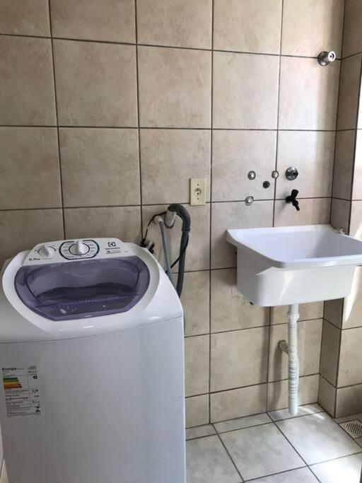Apto Em Condominio No Centro De Bombinhas, Proximo Da Praia Ngoại thất bức ảnh